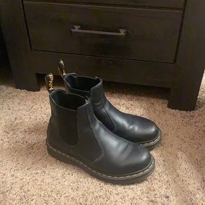 Dr. Marten 2976 Black Leather Chelsea Boots
